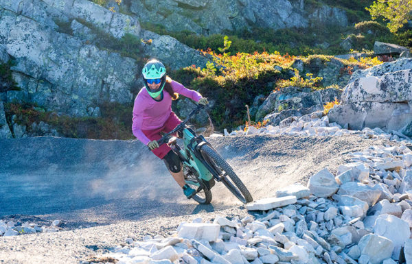 Heinäkuussa 2024 avattu Pyhä Flow on pitkä ja monipuolinen bike park -reitti. Sen erityispiirre on monipuolisuus ja hienot maisemat.